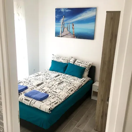 Appartamento Foldszinti Apartman 15 Perc Setara A Belvarostol. *